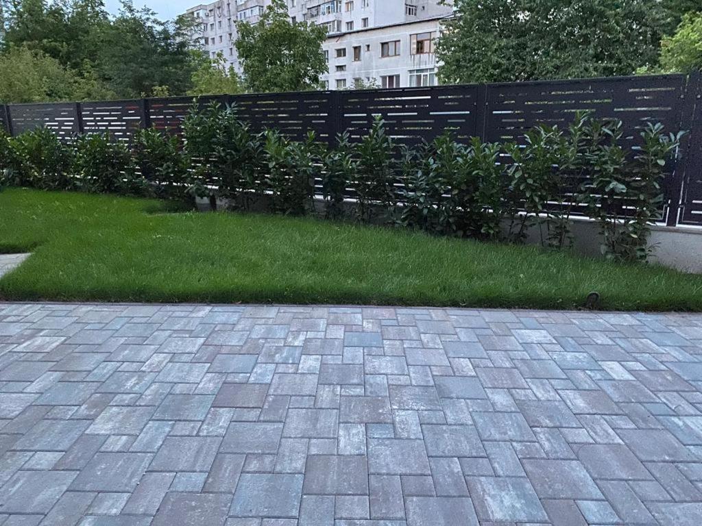 Pensiunea Charlotte Boutique Бакеу Екстер'єр фото